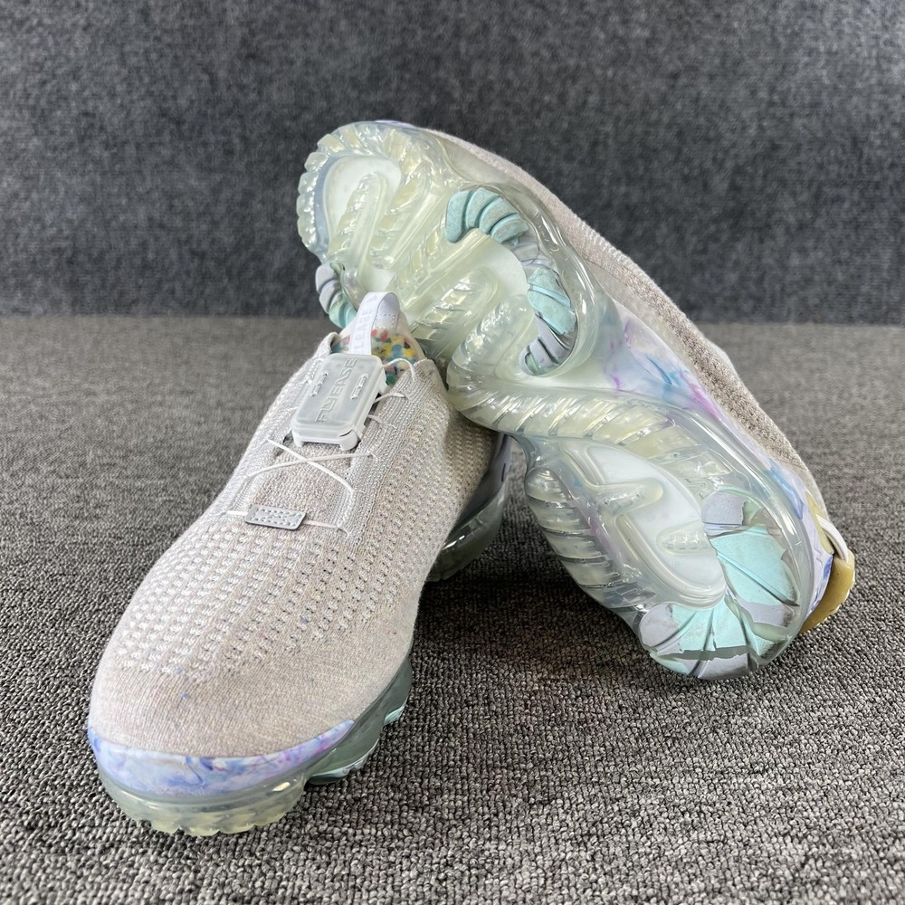 Nike Air VaporMax 2020 Flyknit Shoes Mens 9 White Multicolor Running CJ6740-100